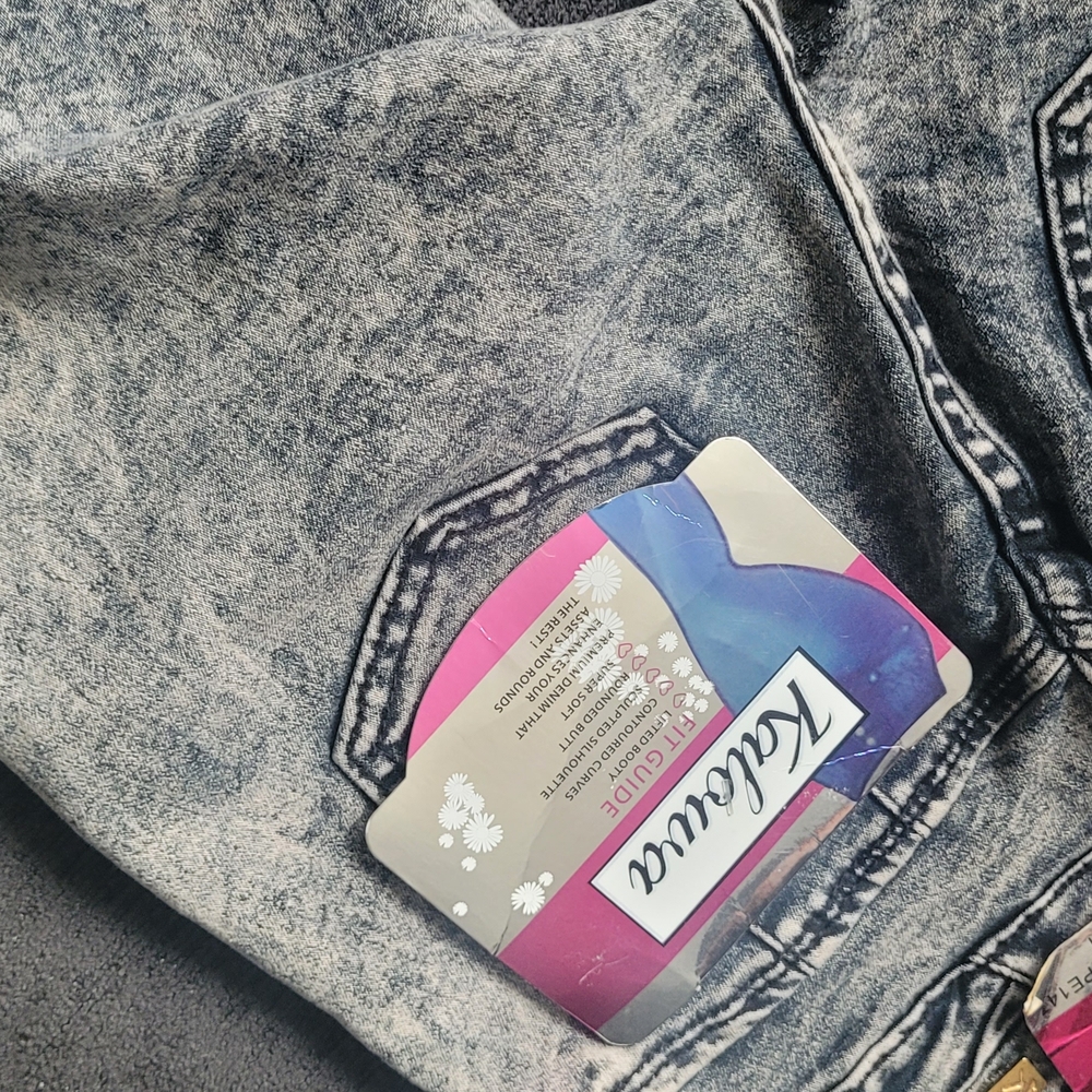 Lowa Gray Acid Wash Women Jeans